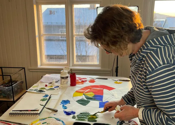Kunstnerboligen I - Din Kreative Loshavn Séjour chez l'habitant *