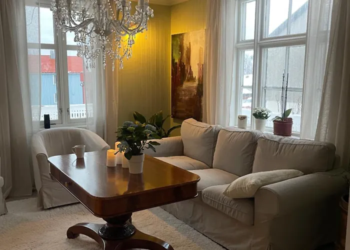 Séjour chez l'habitant Kunstnerboligen I - Din Kreative Loshavn Lodingen