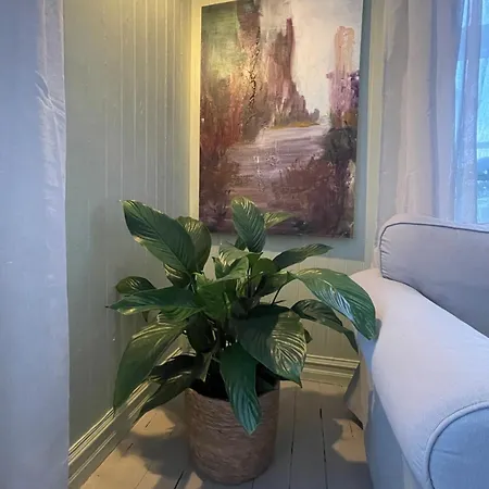 Проживание в семье Kunstnerboligen I - Din Kreative Loshavn *